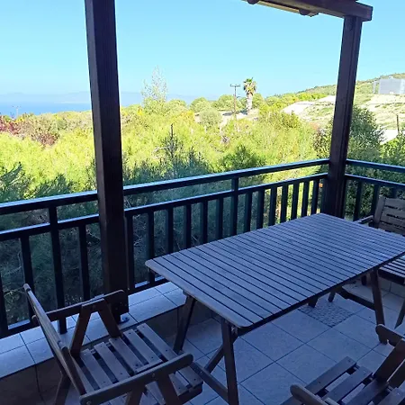 Sun Rise Sea View House 페프코초리